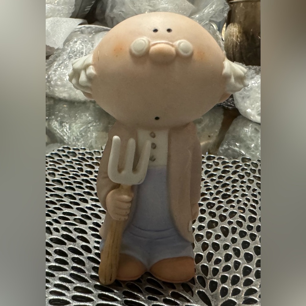 VTG Bumpkins Fabrizio Grandpa Ceramic Figurine holding Pitchfork
